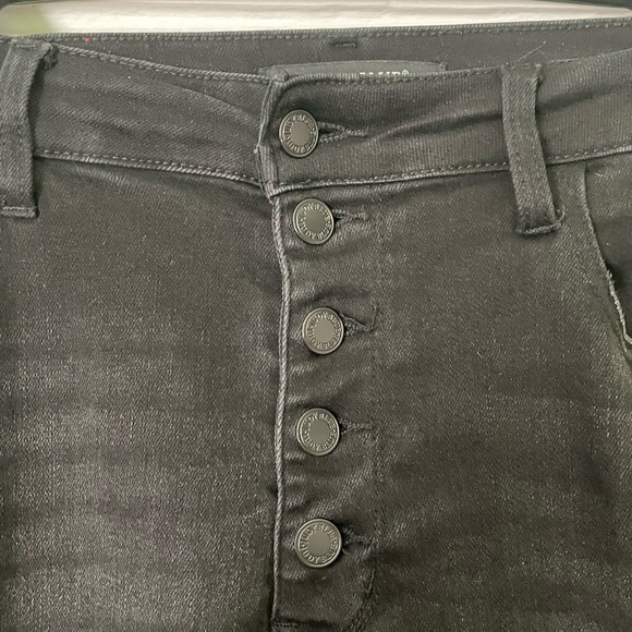 Judy Blue Black Jeans - Picture 5 of 5